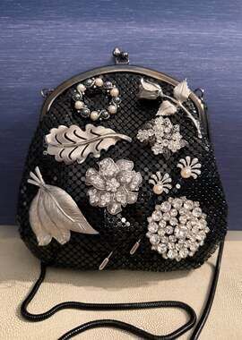 Vintage Lyrella OOAK Brooch Bag Black Metal Mesh Rhinestone Pearl Kiss Lock